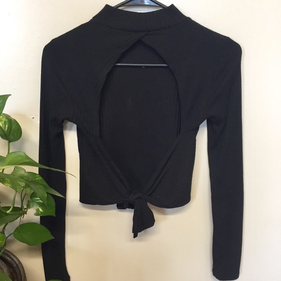 Open Back Ribbed Crop Top - Picture 2 of 4